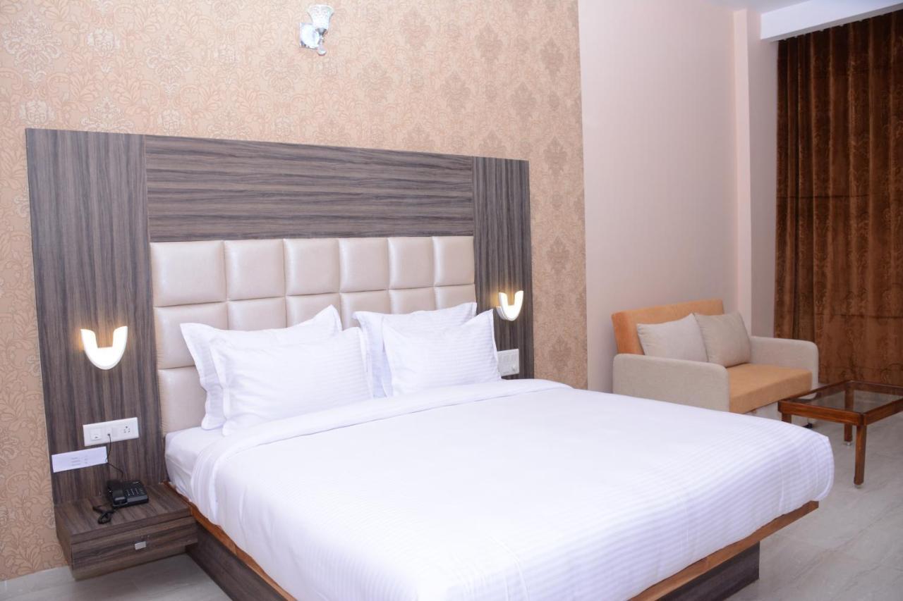 Ratnaa Resort Khamshet Bagian luar foto